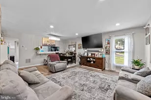 7302 Rokeby Dr, Manassas, VA 20109 - Photo 8