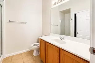 8268 Vermont Pl, Manassas, VA 20111 - Photo 12