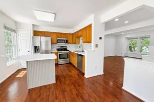 8268 Vermont Pl, Manassas, VA 20111 - Photo 4
