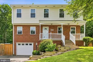 6109 Plainville Ln, Woodbridge, VA 22193 - Photo 2