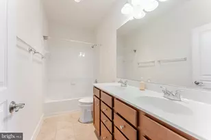 5829 Amanda Rose Ln, Woodbridge, VA 22193 - Photo 42