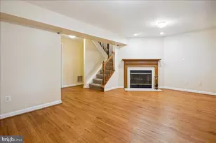 12938 Freestone Ct, Woodbridge, VA 22192 - Photo 6