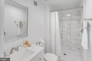16948 Point Pleasant Ln, Dumfries, VA 22026 - Photo 18