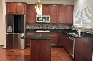 3461 Eagle Ridge Dr, Woodbridge, VA 22191 - Photo 2