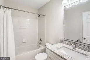 10504 Montrose Way, Manassas, VA 20109 - Photo 16