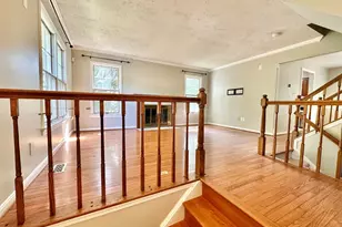 3931 Pepperidge Ct, Woodbridge, VA 22192 - Photo 2
