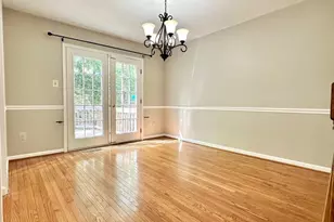 3931 Pepperidge Ct, Woodbridge, VA 22192 - Photo 8