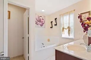 2613 Glenriver Way, Woodbridge, VA 22191 - Photo 8