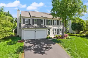 8190 Lone Oak Ct, Manassas, VA 20111 - Photo 2