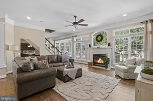 5958 Cody Spring Pl, Haymarket, VA 20169 - Photo 4