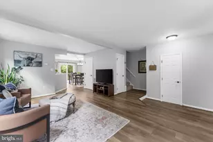 14365 Newbern Loop, Gainesville, VA 20155 - Photo 2