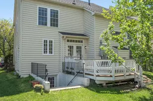 8416 Churchside Dr, Gainesville, VA 20155 - Photo 30