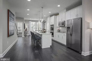 8902 Queensferry Rd, Manassas, VA 20112 - Photo 6