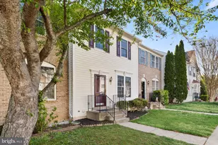 15721 Lansdale Pl, Dumfries, VA 22025 - Photo 4
