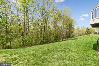 18119 Camdenhurst Drive, Gainesville, VA 20155 - Photo 32
