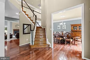5680 Caribbean Ct, Haymarket, VA 20169 - Photo 2
