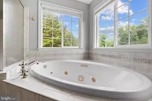 5680 Caribbean Ct, Haymarket, VA 20169 - Photo 34