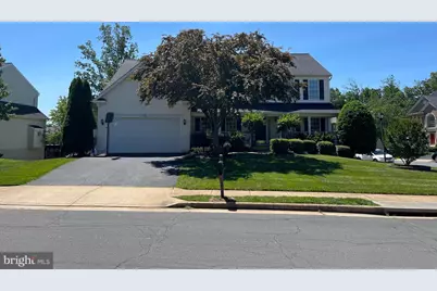 10491 Manns Harbor Court, Gainesville, VA 20155 - Photo 2