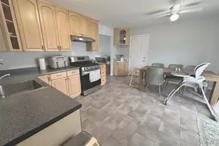 13203 Hampshire Ct, Woodbridge, VA 22193 - Photo 6