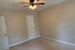 15826 Vista Dr, Montclair, VA 22025 - Photo 38