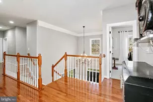 5401 Tomlinson Dr, Woodbridge, VA 22192 - Photo 18
