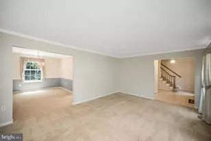 11837 Parliament Dr, Woodbridge, VA 22192 - Photo 10