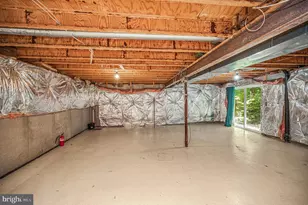 11837 Parliament Dr, Woodbridge, VA 22192 - Photo 40