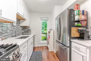12146 Cardamom Dr, Woodbridge, VA 22192 - Photo 4