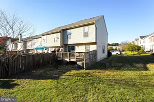 3433 Belleplain Ct, Dumfries, VA 22026 - Photo 32