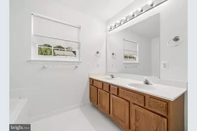 5943 Roth Court, Woodbridge, VA 22193 - Photo 18