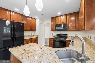 5943 Roth Court, Woodbridge, VA 22193 - Photo 10