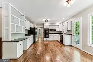 12203 Ashley Ct, Manassas, VA 20112 - Photo 10