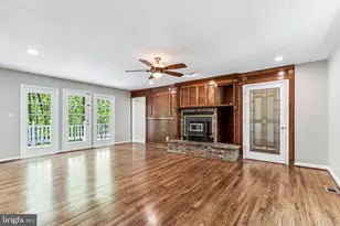 12203 Ashley Ct, Manassas, VA 20112 - Photo 6