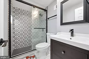 5388 Shamus Ct, Woodbridge, VA 22193 - Photo 10