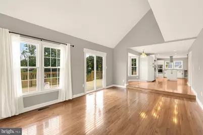 13581 Castlebridge Lane, Woodbridge, VA 22193 - Photo 6
