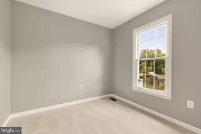 13581 Castlebridge Lane, Woodbridge, VA 22193 - Photo 32