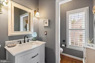 7726 Virginia Oaks Dr, Gainesville, VA 20155 - Photo 28