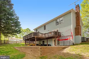 16099 Deer Park Dr, Dumfries, VA 22025 - Photo 38