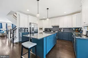 7914 Turtle Crk Cir, Gainesville, VA 20155 - Photo 20