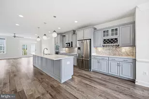 8808 Englewood Farms Dr, Manassas, VA 20112 - Photo 8