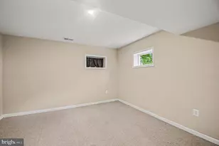 7409 Lake Dr, Manassas, VA 20111 - Photo 16