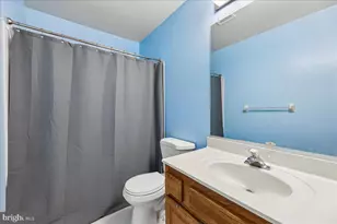 5722 Rhode Island Dr, Woodbridge, VA 22193 - Photo 28