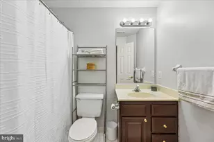 5722 Rhode Island Dr, Woodbridge, VA 22193 - Photo 30