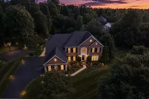 13219 Piedmont Vista Dr, Haymarket, VA 20169 - Photo 6