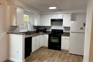 4672 Whitaker Pl, Woodbridge, VA 22193 - Photo 4
