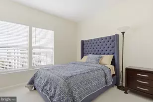 7931 Crescent Park Dr, Gainesville, VA 20155 - Photo 22