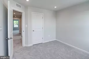 18297 Summit Pointe Dr, Triangle, VA 22172 - Photo 34