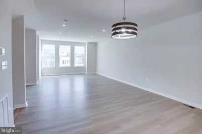 18297 Summit Pointe Drive, Triangle, VA 22172 - Photo 12