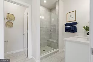 17634 Hawkins Ln, Dumfries, VA 22026 - Photo 18