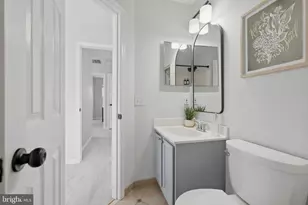 7011 Village Stream Pl, Gainesville, VA 20155 - Photo 30